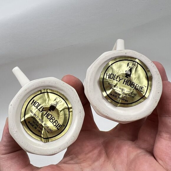 HOLLY HOBBIE Salt & Pepper Shakers Set VTG 70s Ceramic Collectible Handles - Picture 3 of 9